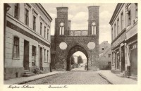 /album/strassen-und-platze/demminer-tor-8-blick-stadtauswarts-1939-mit-demminer-strasse-web-jpg/